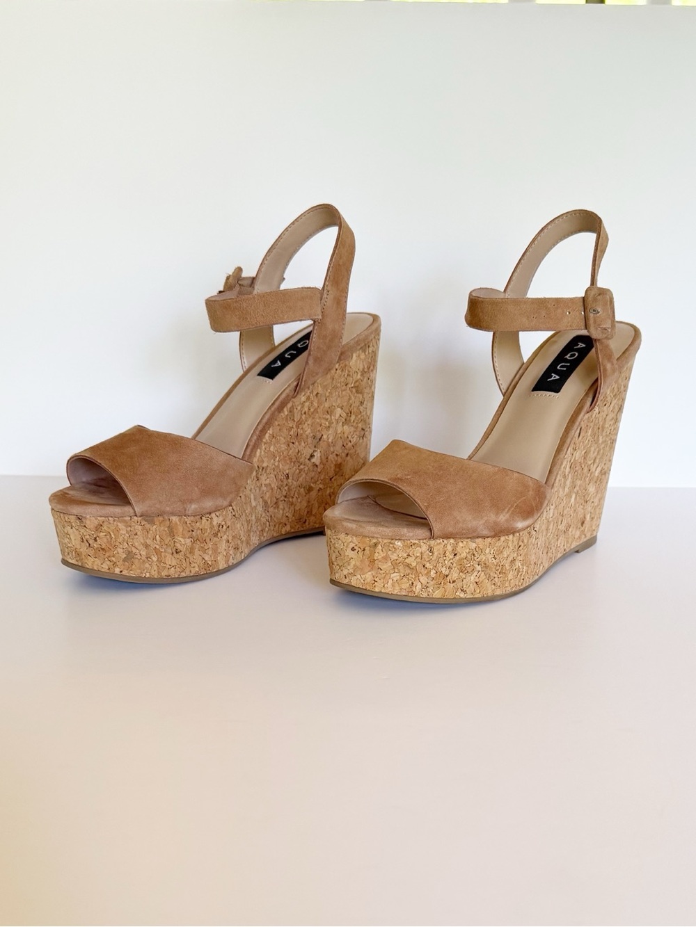 AQUA Cute Wedge Heel Sandals